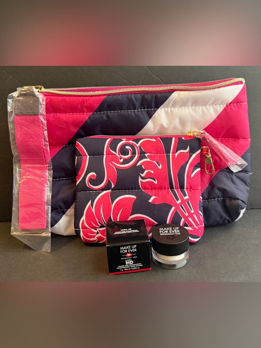 Estee Lauder Puffer Cosmetic Bag Set & Make Up For Ever Travel Powder NWT